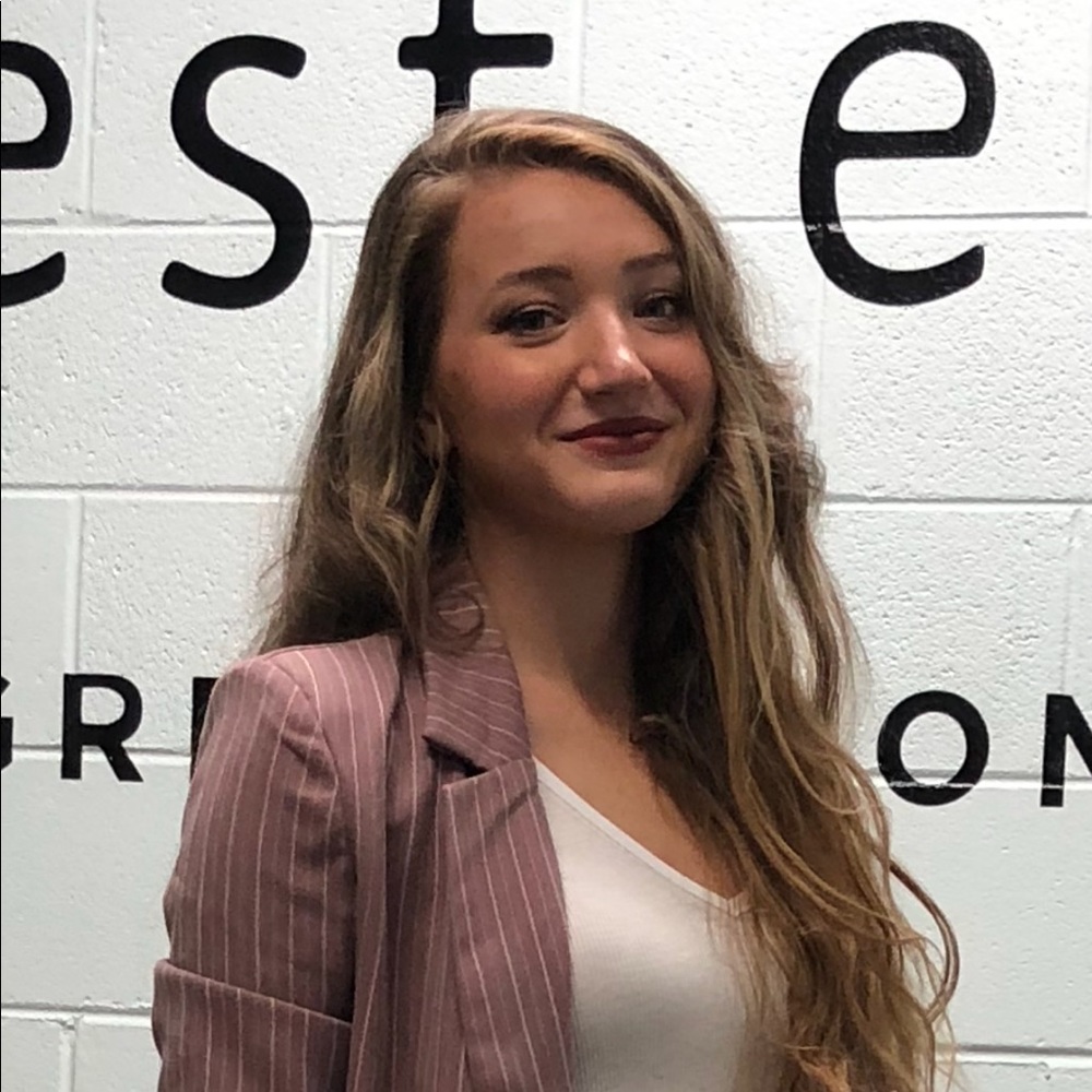 Meet your Posher, Sara
